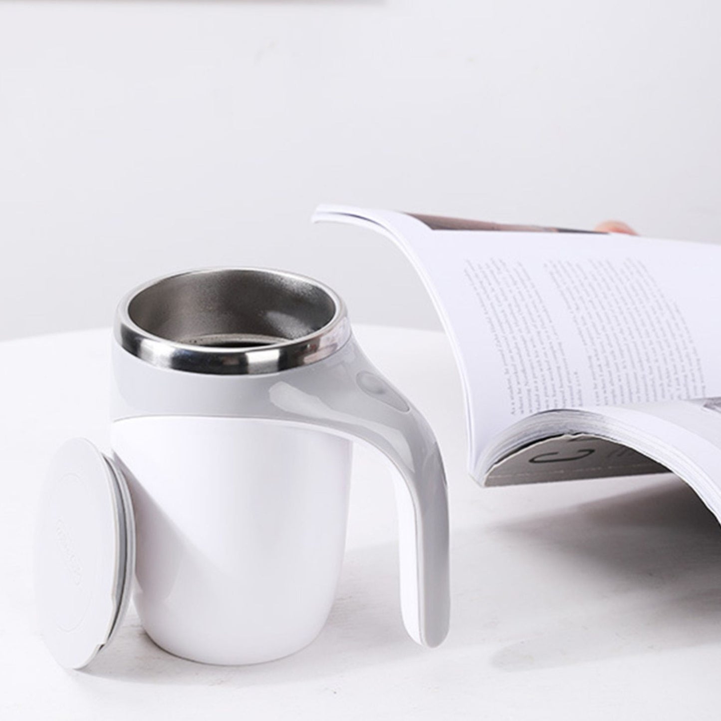 Automatic Stirring Magnetic Mug